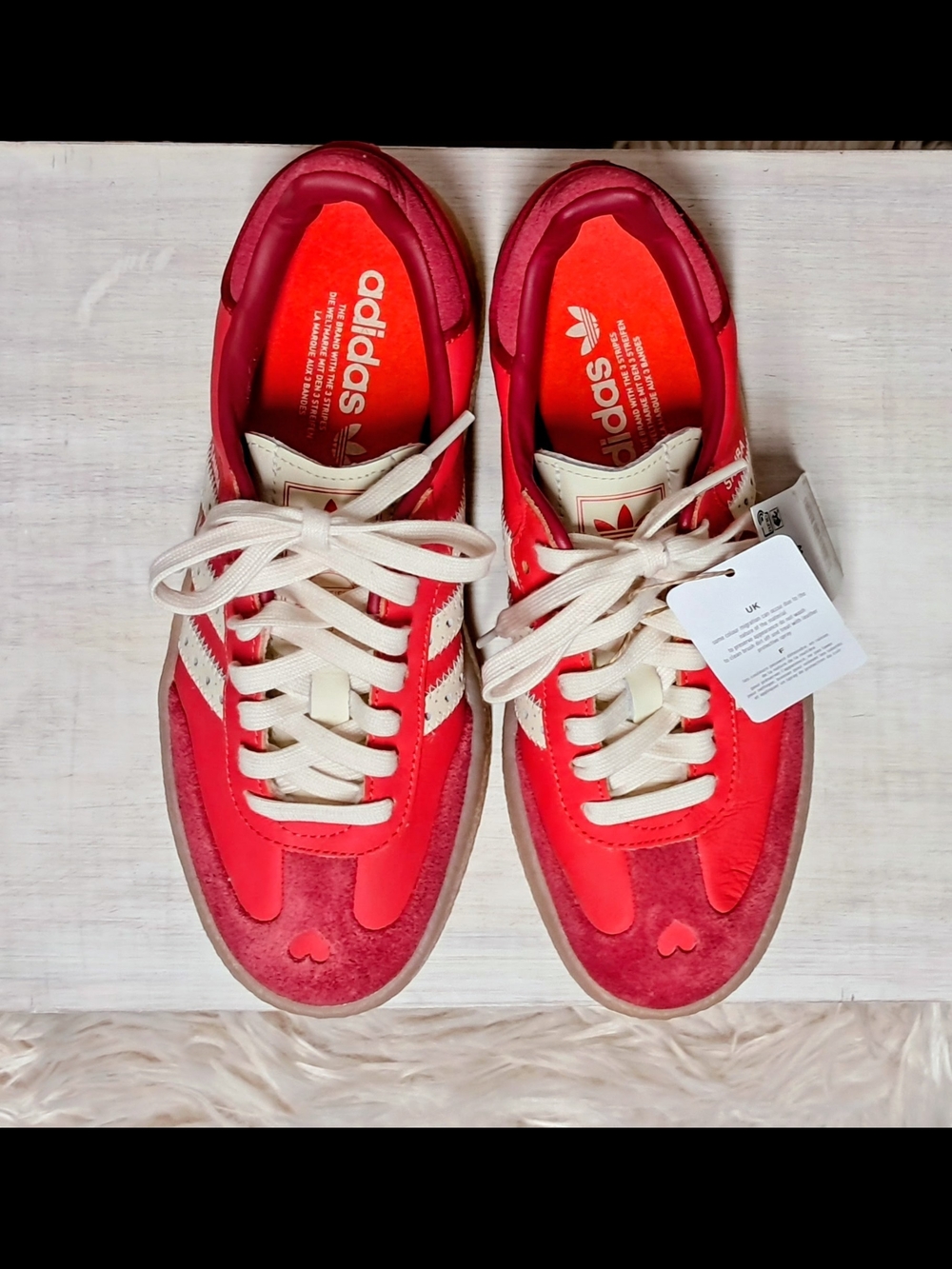 Adidas Sambae "Valentine's Day" Edition (Style Code: JH7287) Size 7.5 NWT - Picture 9 of 12